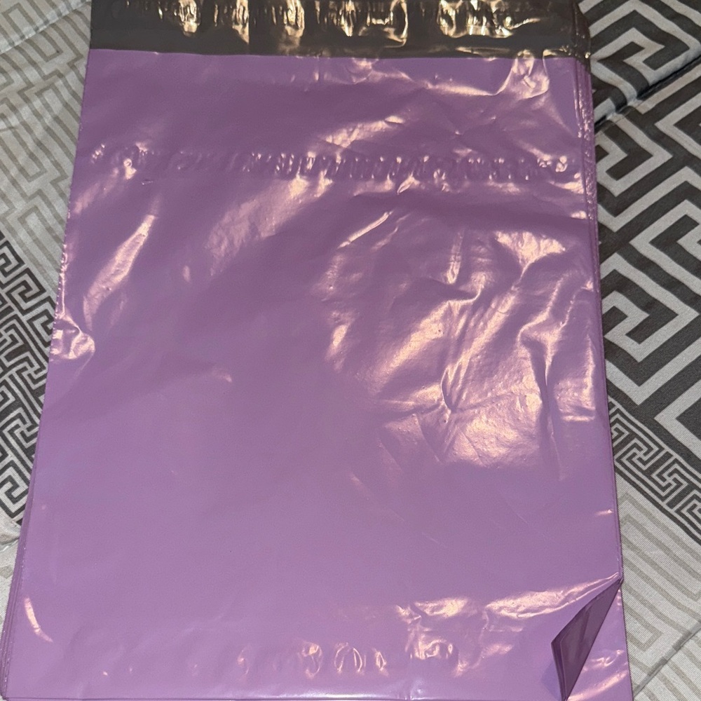 Qty12 Poly Mailers 10X13” Light Purple Medium Bags Waterproof and Tearproof NWOT - Picture 2 of 3